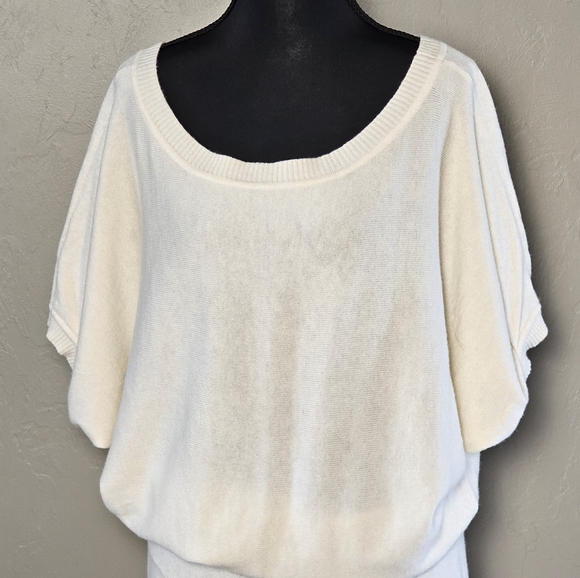 [EXPRESS] Cream Tunic/Dress 《L》Ultra Soft ☆ Scoop Neck ☆ Puff Sleeve ☆ … - Picture 7 of 16